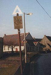 School sign in Oban - Coppermine - 23317.jpg