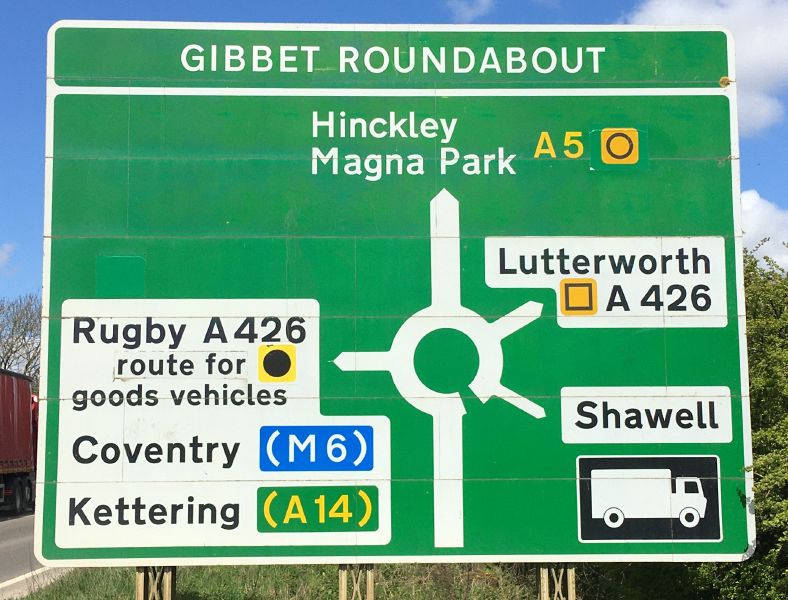 File:Gibbet roundabout sign on A5.JPG