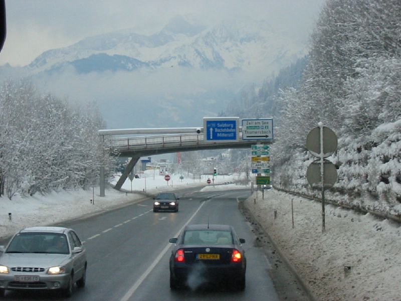 File:A- B311 near Zell am See - Coppermine - 9726.JPG