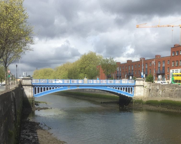 File:Rory O'More Bridge over River Liffey.jpg