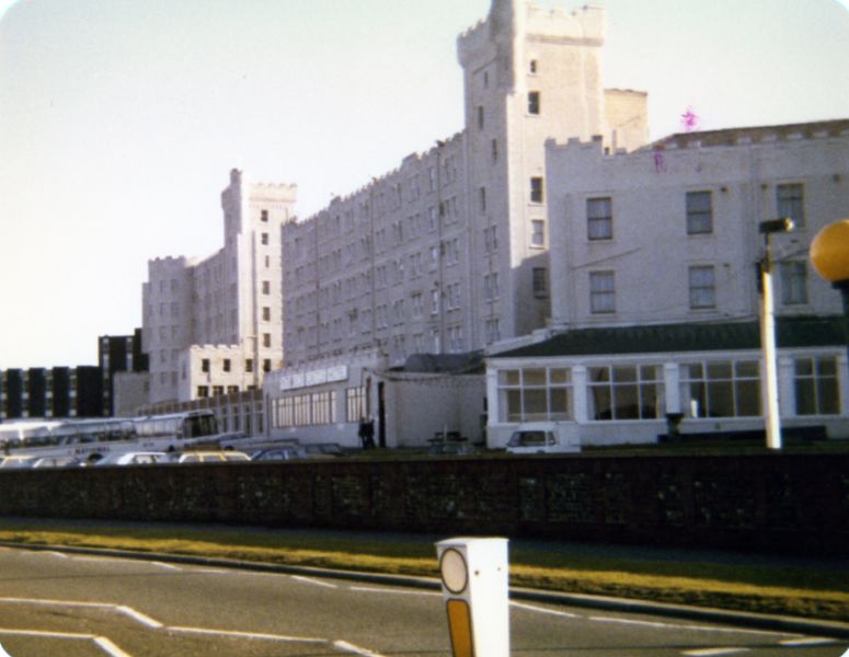 File:Image181 - Blackpool Castle Hotel 53.8574776N 3.0499749W.jpg