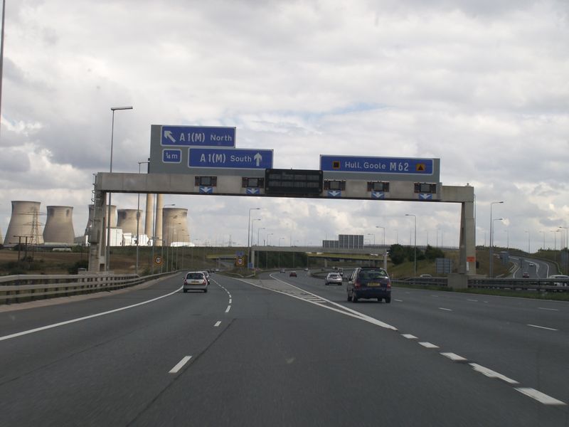 File:M62 A1(M) interchange.jpg