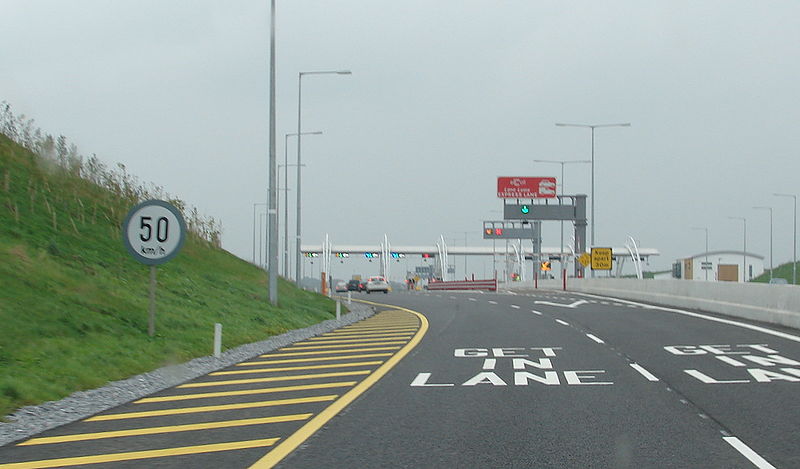 File:M8 toll booths and speed limit - Coppermine - 8314.JPG