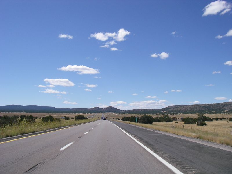 File:20170923-2027 - I-40 heading west near Camp Verde, Arizona 35.3160749N 112.963776W.jpg