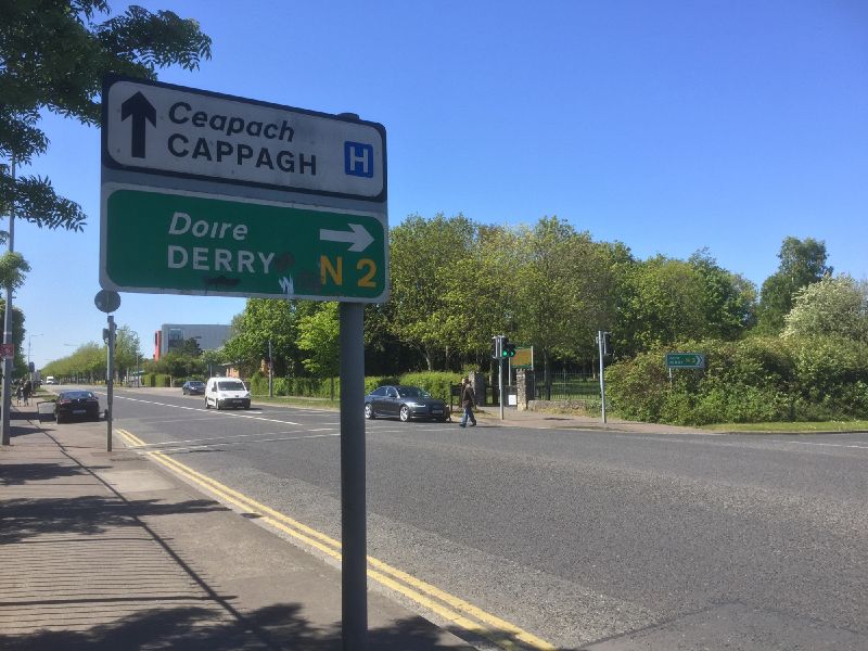 File:Finglas Bypass junction signs.jpg