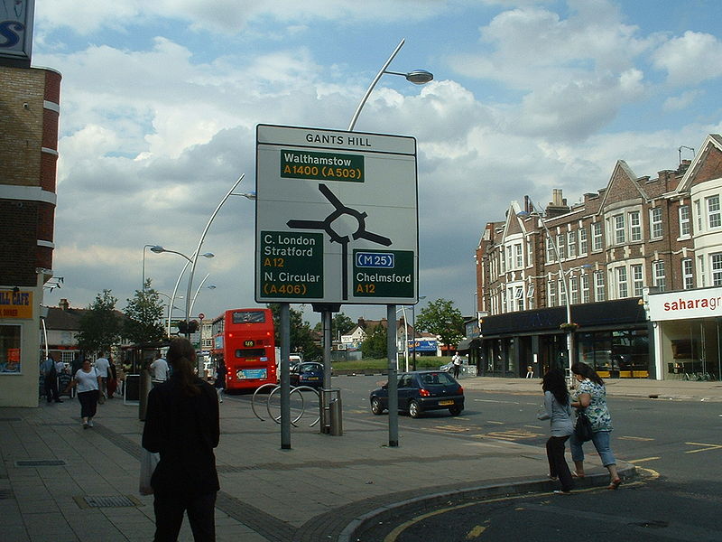 File:A123 Cranbrook Road just south of Gants Hill - Coppermine - 14068.jpg