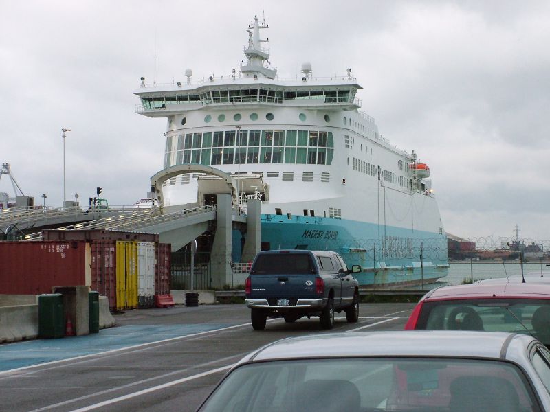 File:Dunkirk ferry port - Coppermine - 8836.JPG