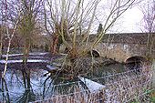 Chiselhampton Bridge - Geograph - 1660855.jpg