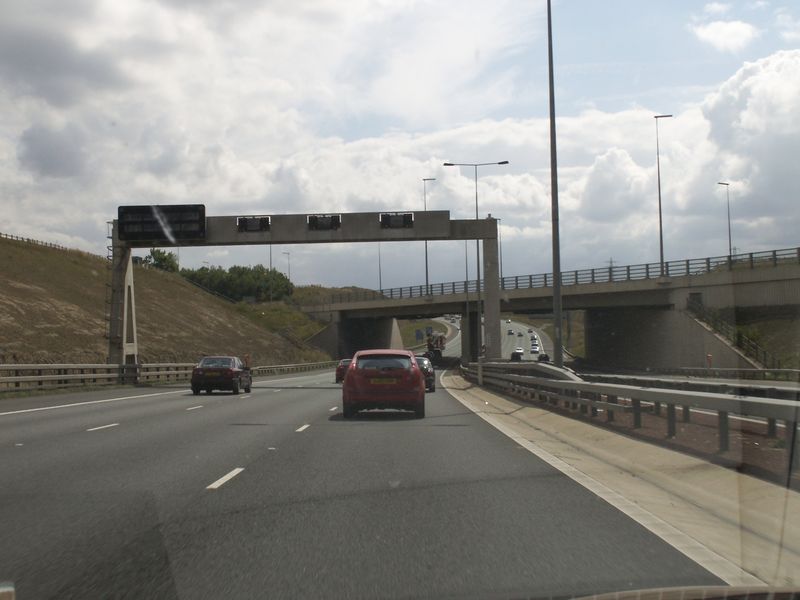 File:Passing under the M62.jpg