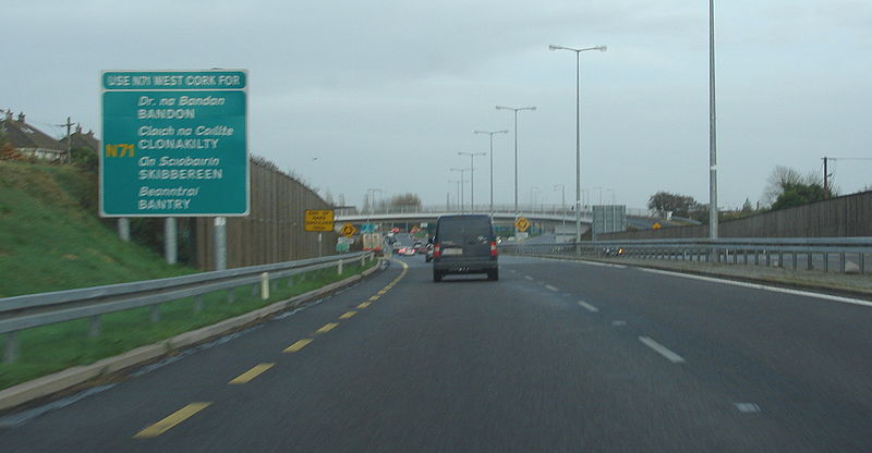 File:N25 Cork Southern Ring approaching Bandon Rd roundabout - Coppermine - 16186.JPG