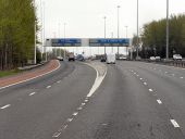 M8, Junction 13 - Geograph - 2930400.jpg