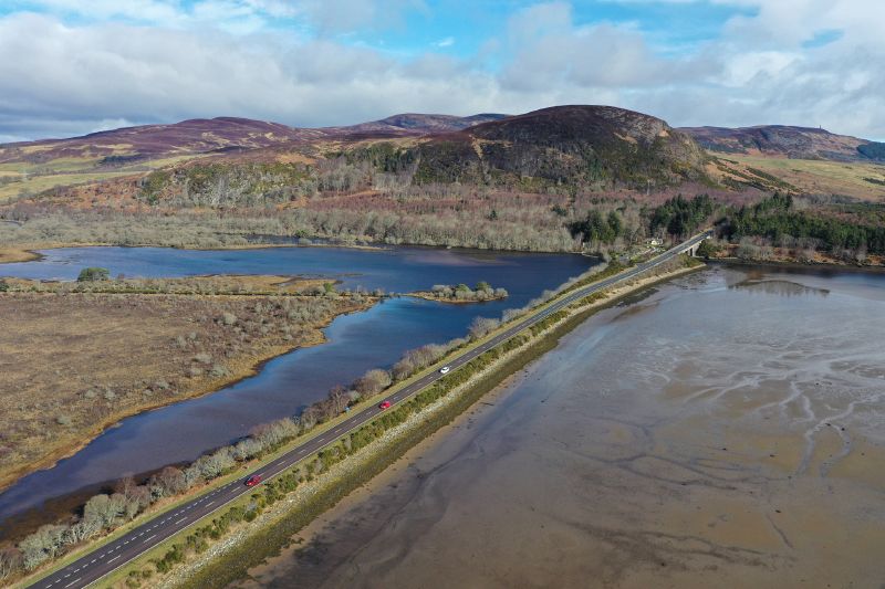 File:A9 The Mound - aerial of causeway from south.jpg