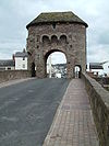 Monnow Bridge, Monmouth - Geograph - 11200.jpg