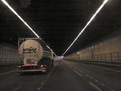 Bell Common Tunnel - Geograph - 53233.jpg