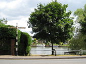 Old Windsor- Straight Road signpost - Geograph - 887056.jpg