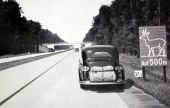 Wild-animal-sign-on-autobahn-from-indian-const-indus-journal-1938.jpg