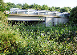 M3 Itchen Bridge - Geograph - 980640.jpg