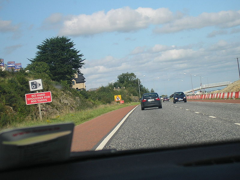 File:A1 Northbound-replacement motorway type road to left - Coppermine - 20036.JPG