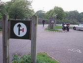 Dodgy sign in Richmond park - Coppermine - 5877.JPG