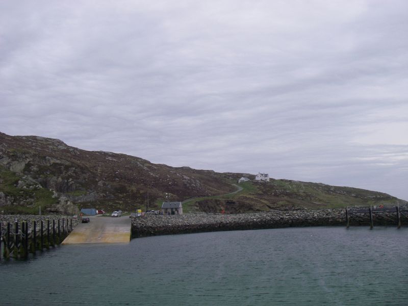 File:20180519-1705 - The new pier at Eriskay for the Sound of Barra Crossing 57.071598N 7.308599W.jpg