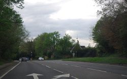 Copthorne Common Rd - Geograph - 2947786.jpg