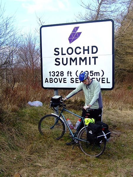 File:Niall at Slochd Summit - Coppermine - 11224.JPG