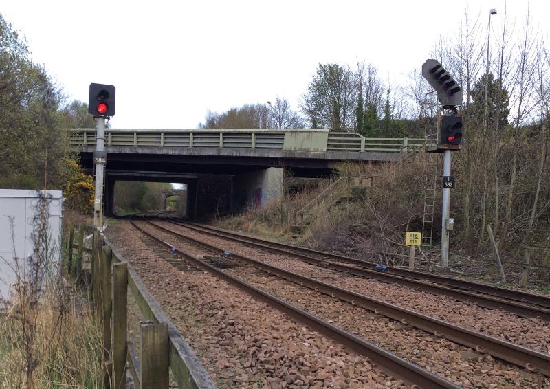 File:A96 railway bridge.jpg