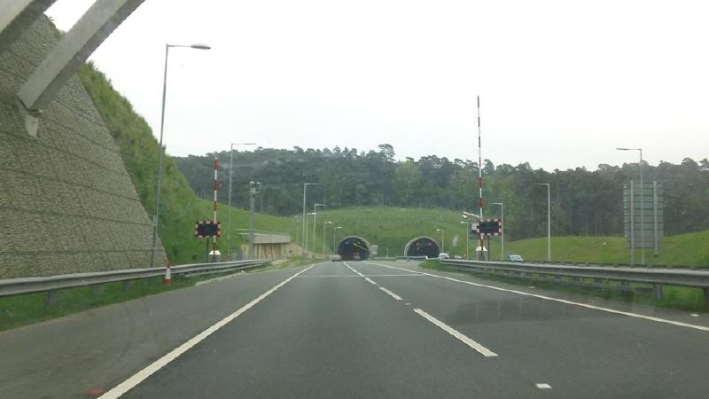 File:Hindhead Tunnel Southern Approach.jpg