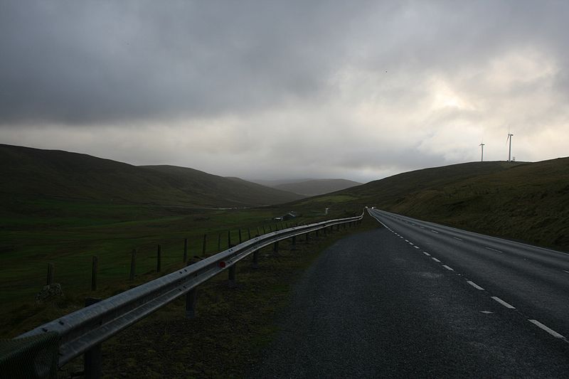 File:A970 north of Lerwick - Coppermine - 23675.jpg