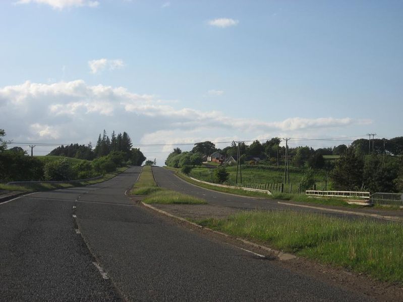 File:B7078 (old A74) between Happendon services and Lesmahagow - Coppermine - 18402.JPG