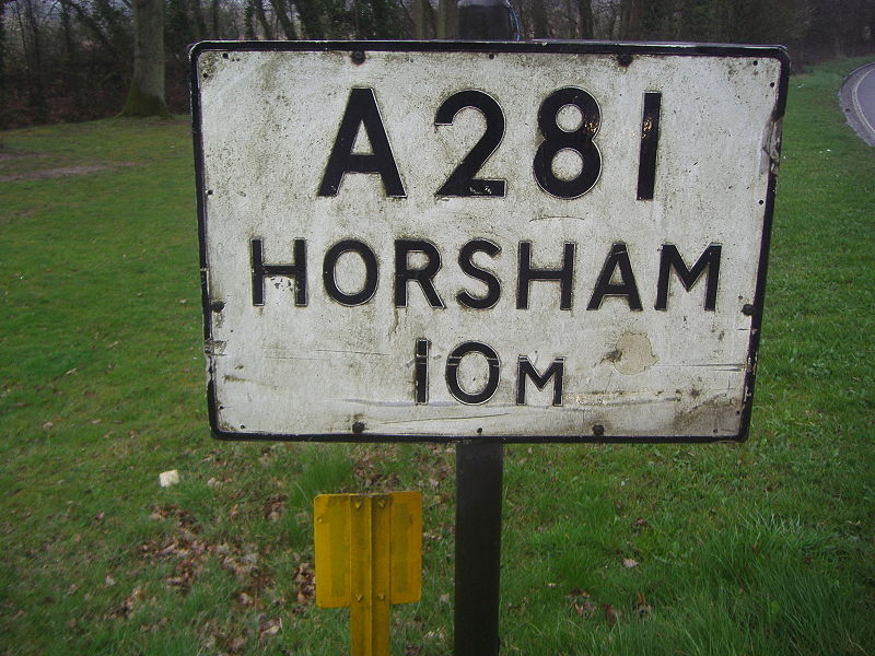 File:A281 sign Alfold Surrey - Coppermine - 21757.JPG