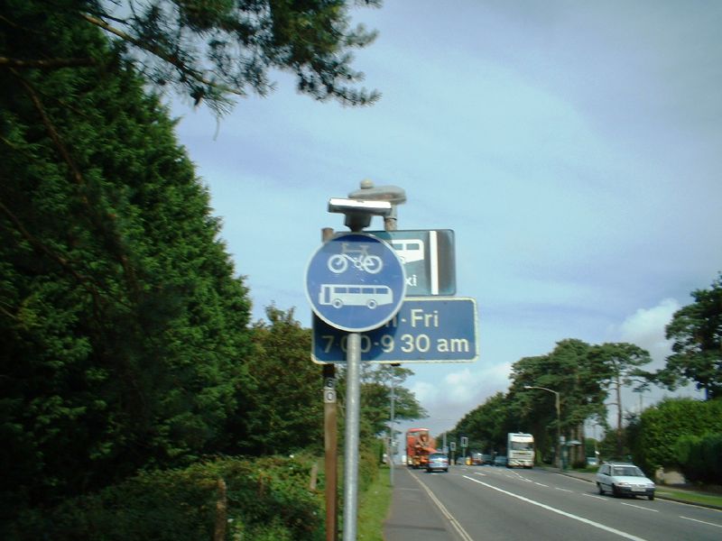 File:Bus and cycle lane - Coppermine - 3396.JPG