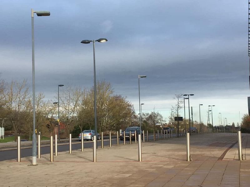 File:IMG 6536.JPG Telford centre street lights.jpg