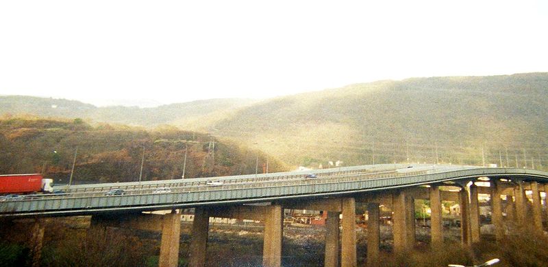 File:A48 Briton Ferry Bridge - Coppermine - 9798.jpg