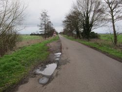 Great Drove, Swaffham Prior Fen - Geograph - 4244457.jpg