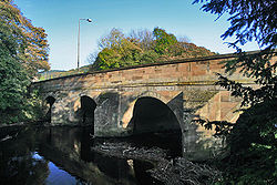 Bridge over the Derwent at Rowsley - Geograph - 591671.jpg