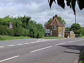 Former turnpike cottage - Geograph - 472861.jpg