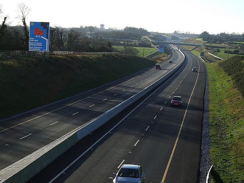 File:M8 looking south towards junction 12. - Coppermine - 21149.jpg