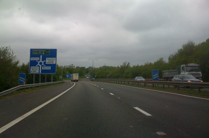 File:A21 Spur towards A224 Roundabout.jpg