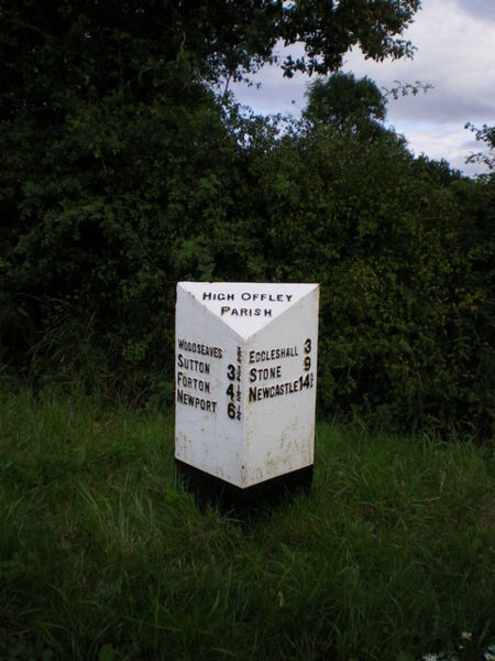 File:High Offley milestone - Geograph - 921408.jpg