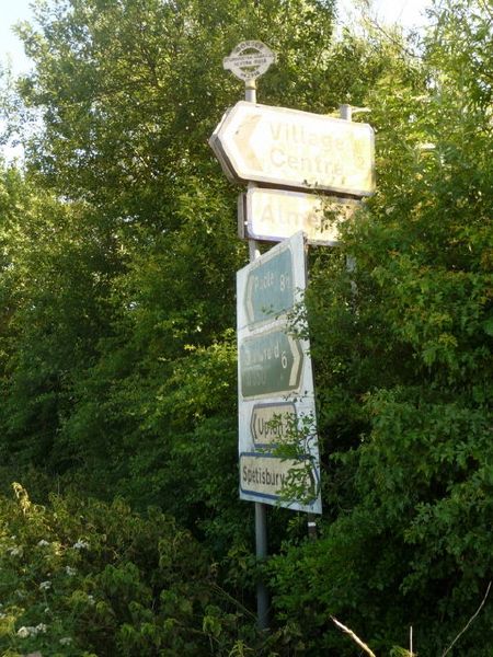 File:Sturminster Marshall- Newton Cross signpost - Geograph - 1375068.jpg