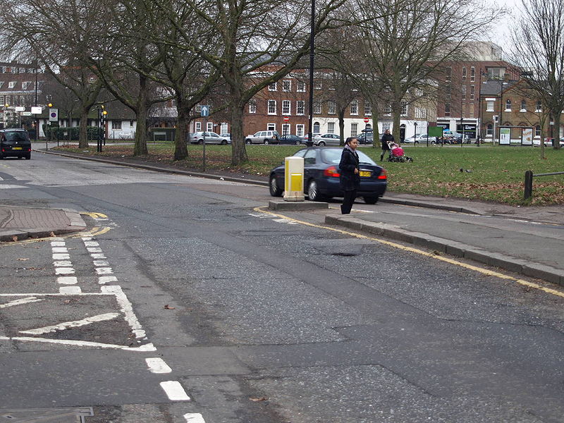 File:B303 merge with Rookery Road.JPG