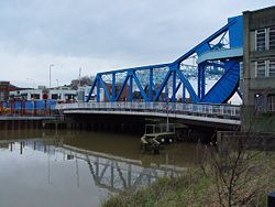 North Bridge (Hull).jpg