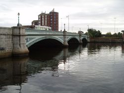 The Albert Bridge, Belfast - Geograph - 5522942.jpg