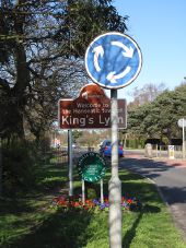 Town sign for Kings Lynn (C) Andy Parrett - Geograph - 1793852.jpg