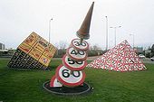 Cardiff road sign sculpture 8 - Coppermine - 632.jpg