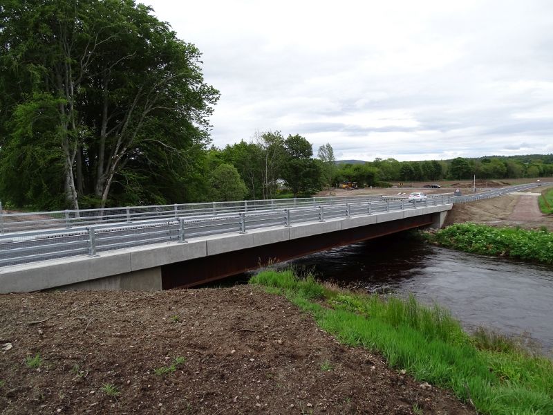 File:B9090 White Bridge realignment - new Nairn bridge looking downstream from north.jpg