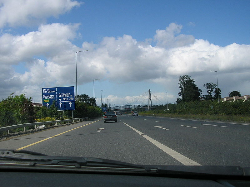 File:M50 Northbound, approaching J11 - Coppermine - 11874.JPG