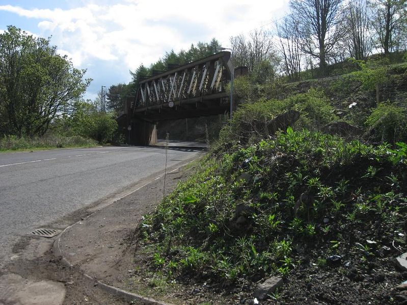 File:A8 rail bridge between Langbank & Bishopton - Coppermine - 17963.JPG