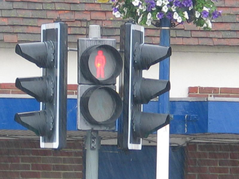 File:Mellor ped xing in torrential summer rain! - Coppermine - 13915.JPG